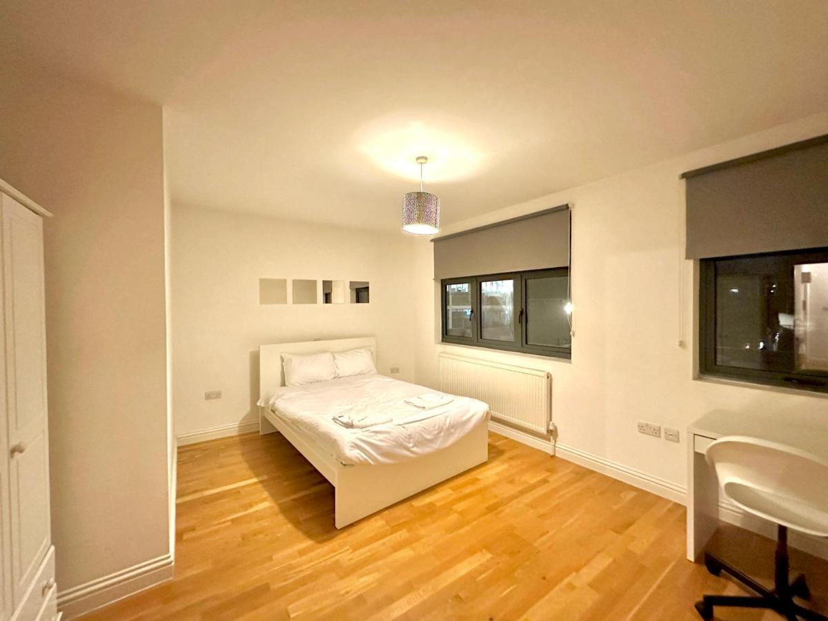 137 Guest House Camden Town Londra Esterno foto